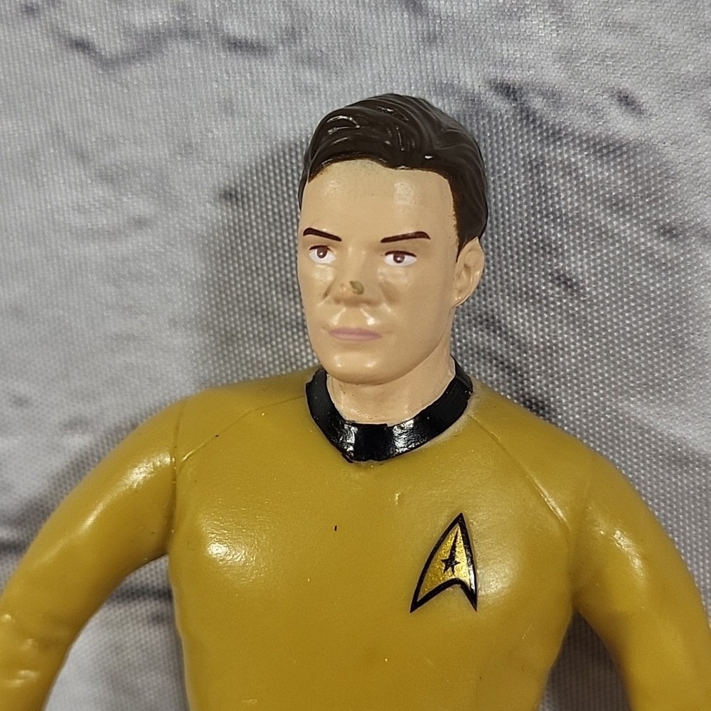 Captain Kirk Diamond Select Star Trek The Original Series  Action Figure